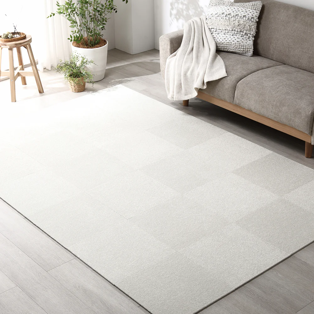 日本製 置くだけでズレない 洗える北欧調タイルカーペット ラグ用セット 約160×160cm(16枚セット) オフホワイト×ペールブルー - Image 34